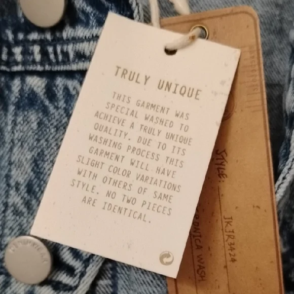 Ashley-Vintage Charm Acid Wash Denim Jacket - Blue - Picture 4 of 14